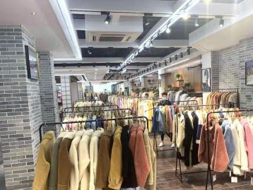 秋冬備貨指南 廣州品牌女裝折扣批發(fā)，低價(jià)走份處理一站式采購(gòu)